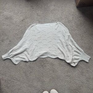 Moon & Madison Cream Knit Poncho